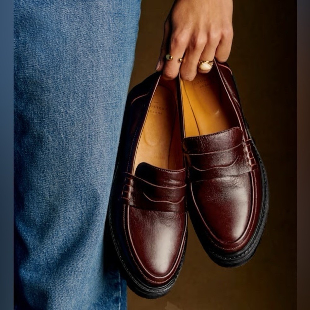 Sézane Albane Loafers Glossy Burgundy Leather Thick Lug Sole Shoes EU 40 US 9 - Picture 1 of 14